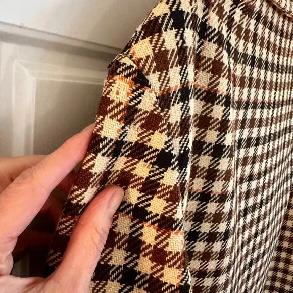 Vintage 1980’s Burberry Plaid Double-Breasted Trench Coat - wear shown in pics - Picture 13 of 15
